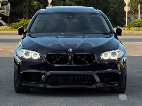 BMW 528