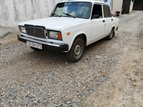 LADA (VAZ) 2107