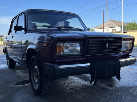 LADA (VAZ) 2107