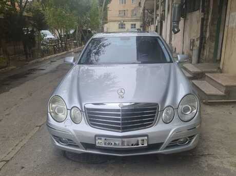Mercedes E 220