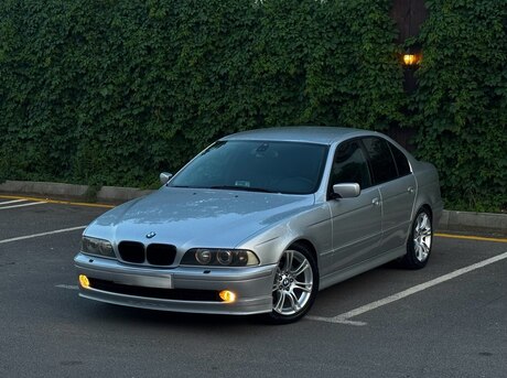 BMW 525