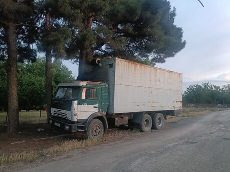KamAz 53212