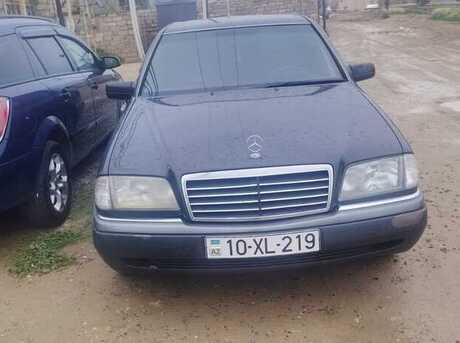 Mercedes C 180