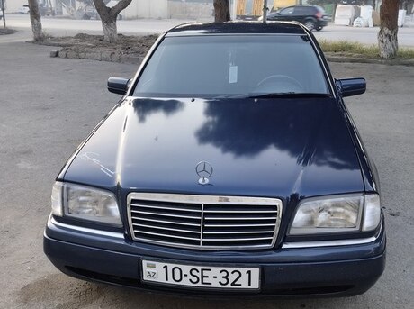 Mercedes C 220