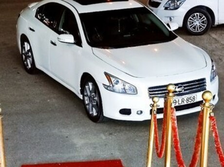 Nissan Maxima