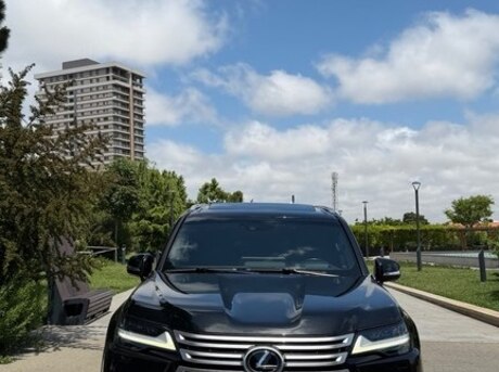 Lexus LX 500d