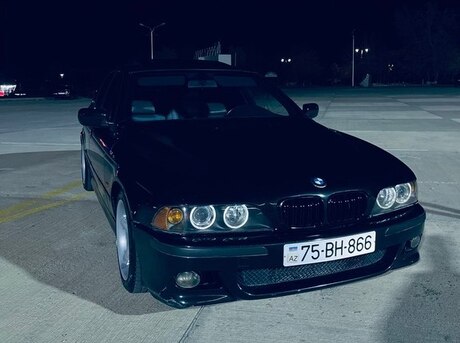 BMW 528