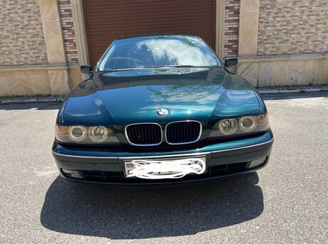 BMW 523