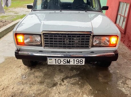 LADA (VAZ) 2107