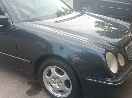Mercedes E 280 4MATIC
