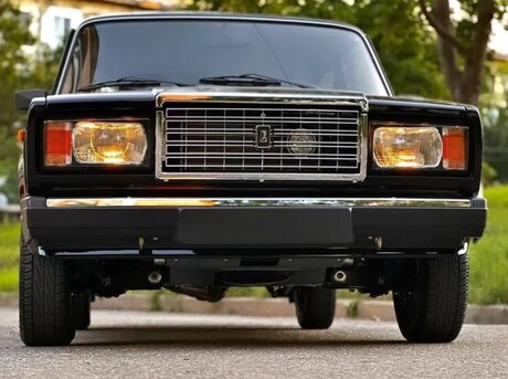 LADA (VAZ) 2107