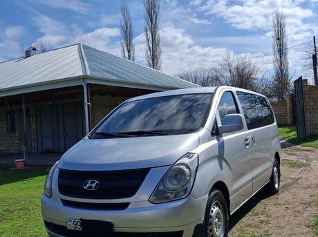 Hyundai H-1