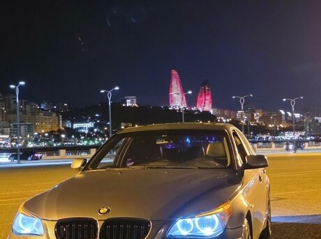 BMW 525