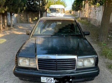 Mercedes 190