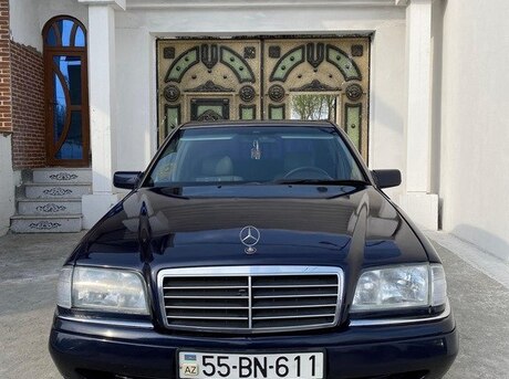 Mercedes C 180