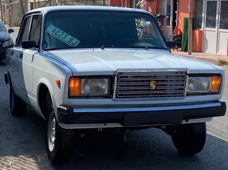 LADA (VAZ) 2107