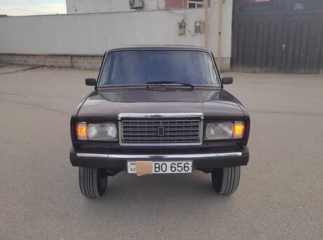 LADA (VAZ) 2107