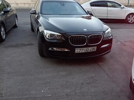 BMW 750