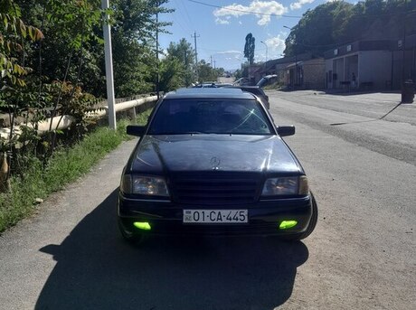 Mercedes C 200