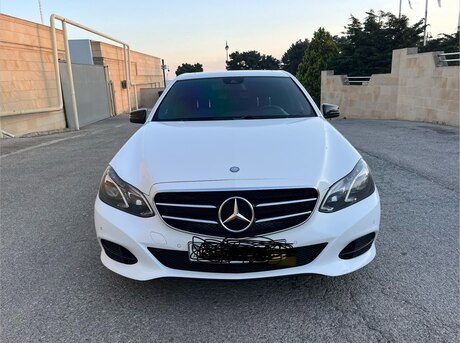Mercedes E 220