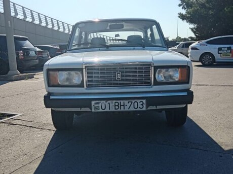 LADA (VAZ) 2107