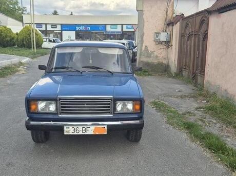 LADA (VAZ) 2107