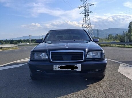Mercedes C 180