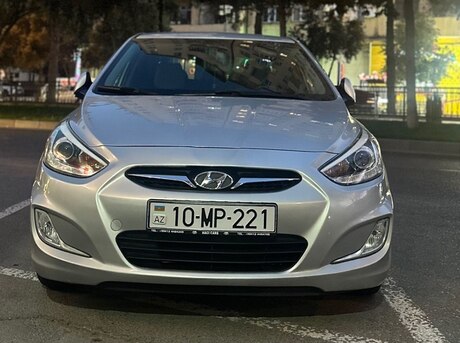 Hyundai Accent