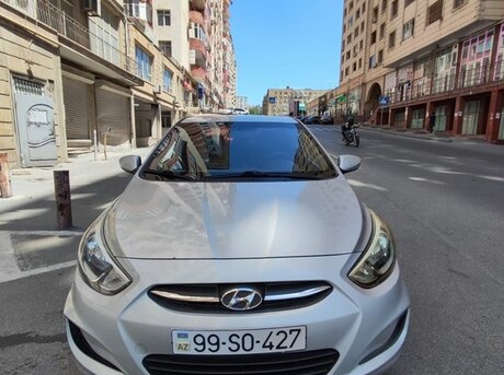 Hyundai Accent