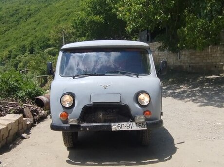 UAZ 3303