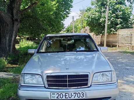 Mercedes C 180