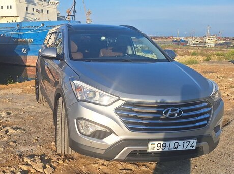 Hyundai Grand Santa Fe