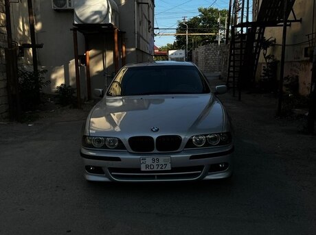 BMW 525