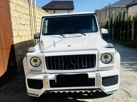 Mercedes G 500