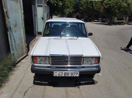 LADA (VAZ) 2107