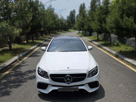 Mercedes E 300