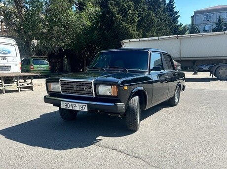 LADA (VAZ) 2107