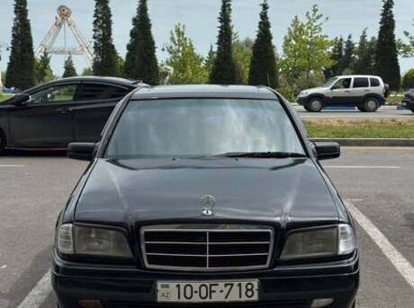 Mercedes C 220