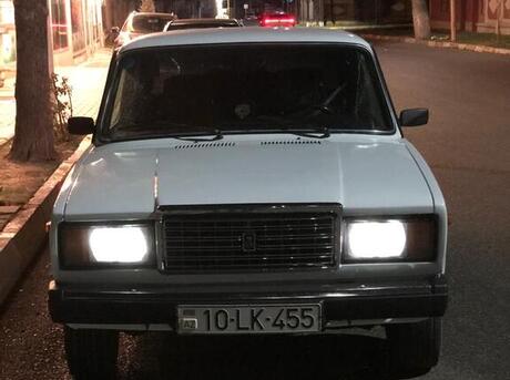 LADA (VAZ) 2107