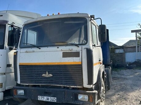 MAZ 642208