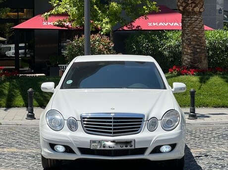 Mercedes E 220