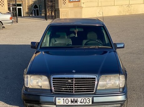 Mercedes 280 E