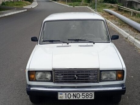 LADA (VAZ) 2107