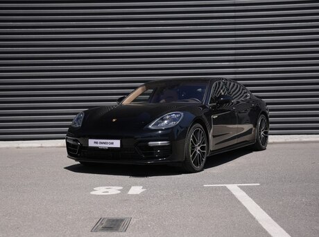 Porsche Panamera 4 E-Hybrid