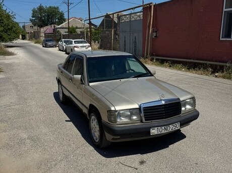 Mercedes 190