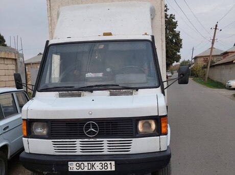 Mercedes 410 D