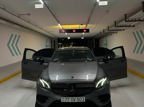 Mercedes E 300