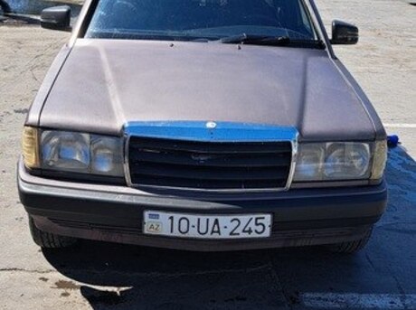 Mercedes 190