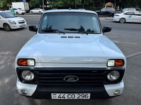 LADA (VAZ) Niva