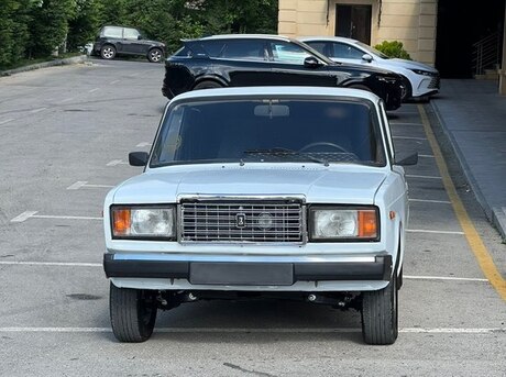 LADA (VAZ) 2107